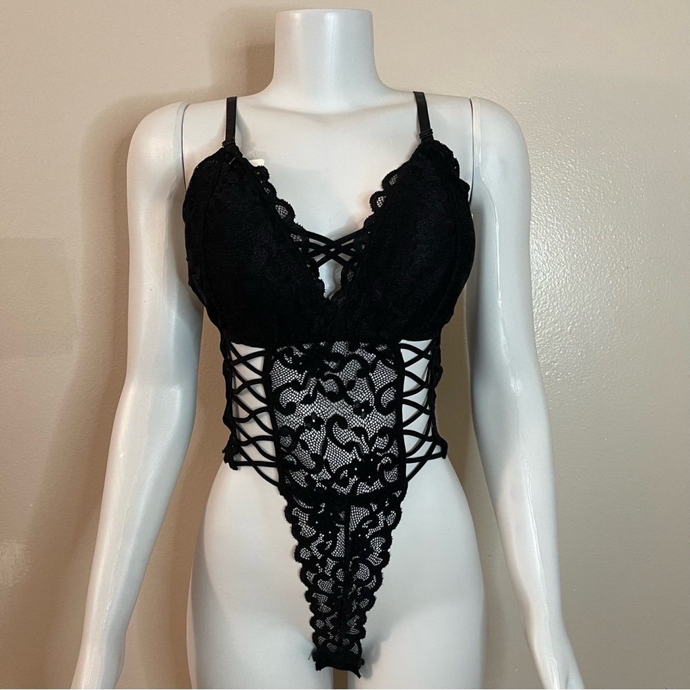 Black mesh strappy crisscross removable pads  lace teddy bodysuit